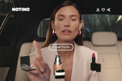 Bianca Balti è la nuova ambassador italiana di Notino.